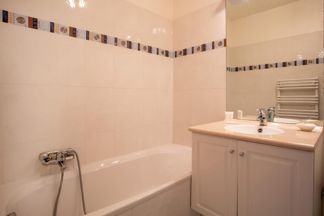 Apartment With Sea View With Two Bedrooms Nice Bagian luar foto